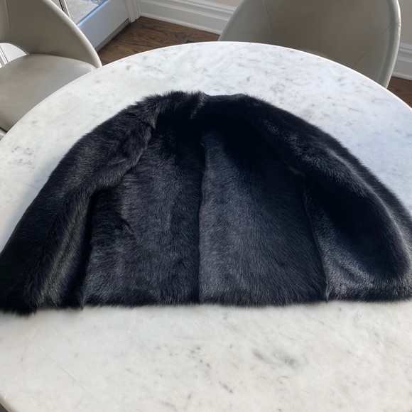 Black shearling reversible vest - Picture 3 of 3